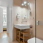 The Crucifixo Collection Eclectic 2j Apartman *