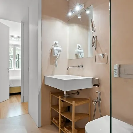 The Crucifixo Collection Eclectic 2j Apartman *