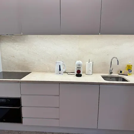 The Crucifixo Collection Eclectic 2j Apartman