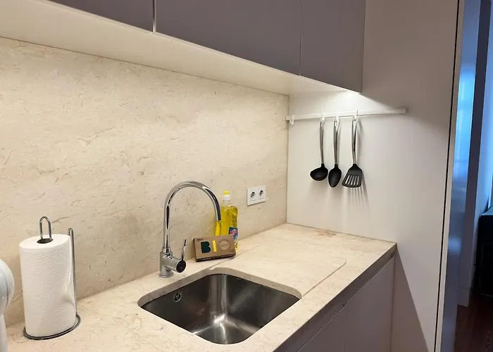 The Crucifixo Collection Eclectic 2j * Lisbon