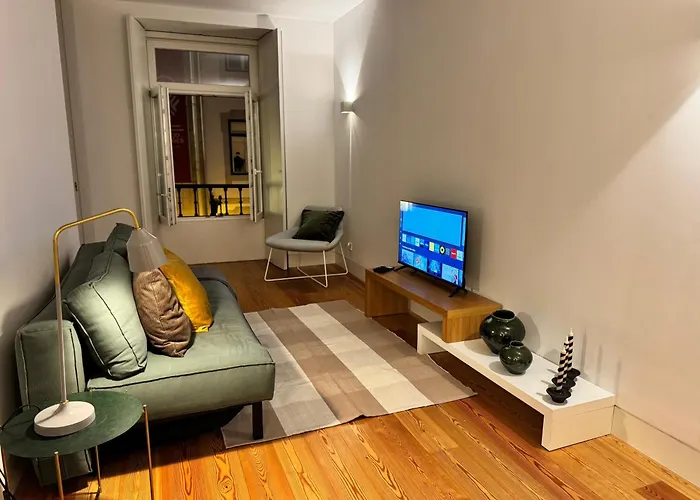 The Crucifixo Collection Eclectic 2j * Lisbon